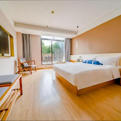 Moonyard Heaven Hotel Hotels near Yanqiao Station