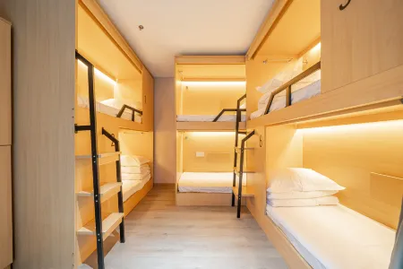 Aichao Fashion Hotel