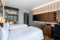Montraj Continent Sukhumvit Bangkok Hotels near MRT-Sukhumvit