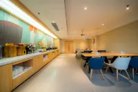 HanTing Hotel (Sanmenxia South Railway Station) - breakfast
