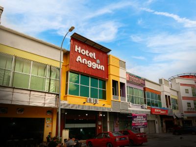 Swing & Pillows @ Anggun Hotel Seri Iskandar, Ipoh