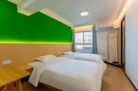 Meiji Hotel (Changsha Railway Station Subway Station) - 2-Star