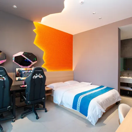 Lanfeng Hotel