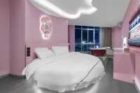 Clouds  hotel Отели рядом с достопримечательностью «Южный Тулунг»