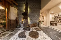 Phoenix Suiji Xiaoyuan Homestay Hotels in Fenghuang