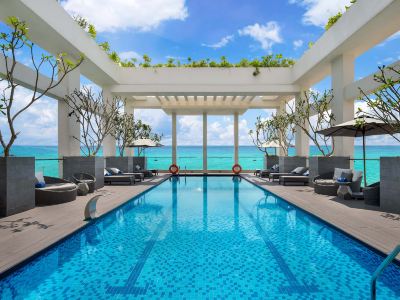 Paris Deli Danang Beach Hotel