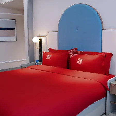 Baiyu Eiffel Hotel (Tianshui City Government Central Plaza)