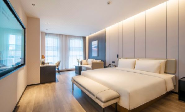 Atour Hotel Yantai Golden Beach Tianma Zhanqiao