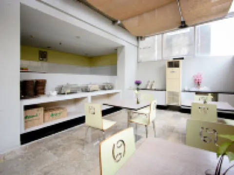 Zodiak Asia Afrika by KAGUM Hotels Hotels in Regol