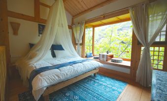 Leishan Wanqingsuji B&B