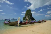 Bhu Nga Thani Resort & Villas Railay - Bergblick