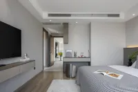 Lijiang Memory Private Hot Spring Holiday Villa