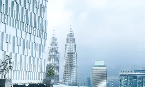 Platinum 2 at twin tower KLCC PAVILION By KIMIRO