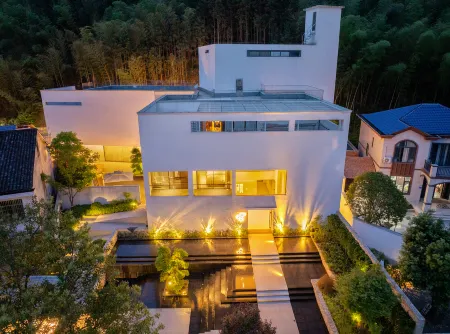 Daweishan Baisha Bai Homestay Отели рядом с достопримечательностью «Daweishan National Forest Park»