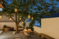Xinhe  · Stream Hiking · Starry Sky Swimming Pool Vacation Stay Hotels in Zhebei Grand Canyon