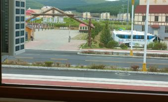 Wu Li Quan Hotel, Arxan