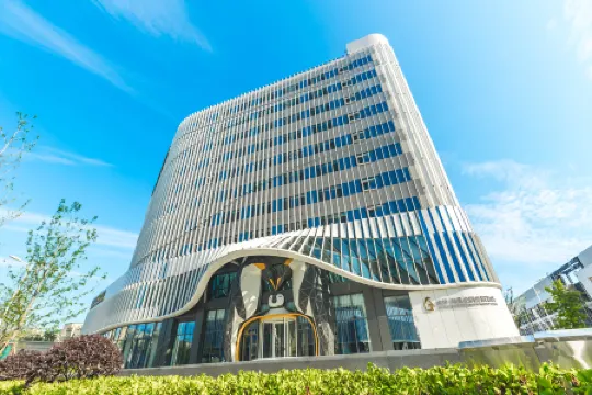 Shanghai Jinqiao Haichang Penguin Resort Hotel Отели рядом с достопримечательностью «Underground Plaza»