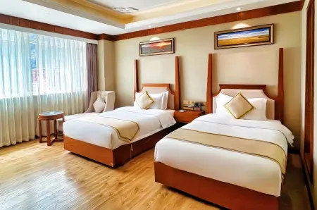 Yajiang Yishang Jincheng Homestay Отели рядом с достопримечательностью «Hekou Town»