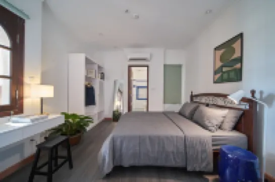 M Village Living Cach Mang Thang 8 Các khách sạn gần Khoa Du lịch - Khách sạn, Trường Đại học Ngoại ngữ - Tin học TP. HCM (HUFLIT)
