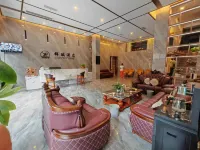 Tongjiang Xiangrui Hotel