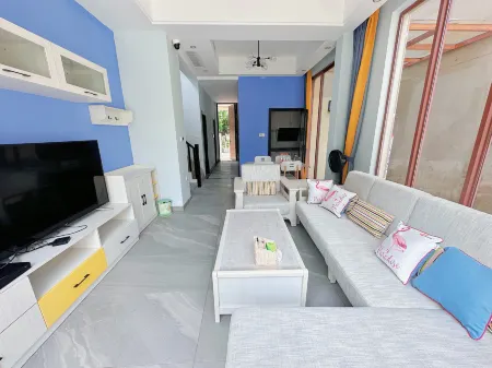 Enjoy The Sea And Mountains Отели рядом с достопримечательностью «Yunlong Bay»