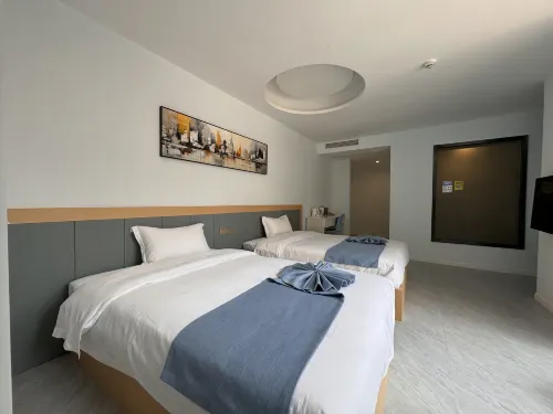 Xuan Han Qingqing Chujian Theme Hotel
