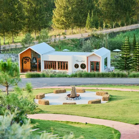 Sol Glamping at Khao Yai