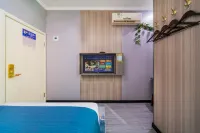 Fengdu Riverside Holiday Inn Fengdu İlçesi otelleri