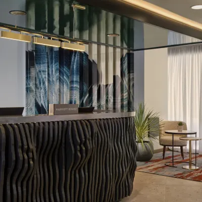 ذا ريتش آت بيكاديلي، مانتشيستر، أيه تريبوت بورتفوليو هوتل Hotels near شارِع ألدم