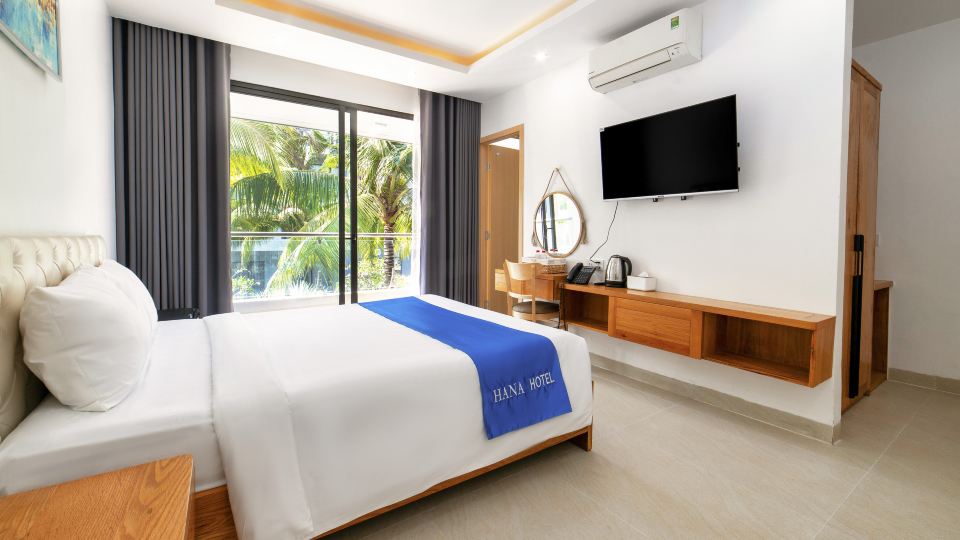 Hana Hotel Sonasea Night Market Phu Quoc