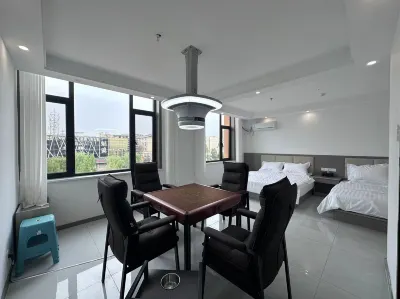 運城煦騰商務酒店（聖惠南路店） 鄰近運城體育中學的酒店