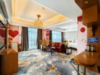 Junfu Hotel (Foshan Xiaotang) Hotel dekat Sanshui Lotus World