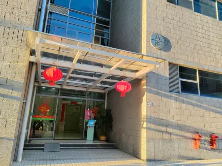 Shenzhen Baixiangyuan Women's Youth Hostel (Futian Gangxia North Metro Station Branch)
