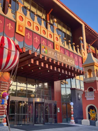 Hyatt Place Beijing Shiyuan Отели рядом с достопримечательностью «Guishui Park»