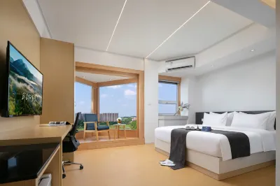Intercity Hotel