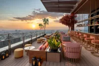 Solaire Resort Quezon City - Previously known as Solaire Resort North - bar