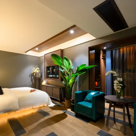 Taihe Yunlu Courtyard Hotel