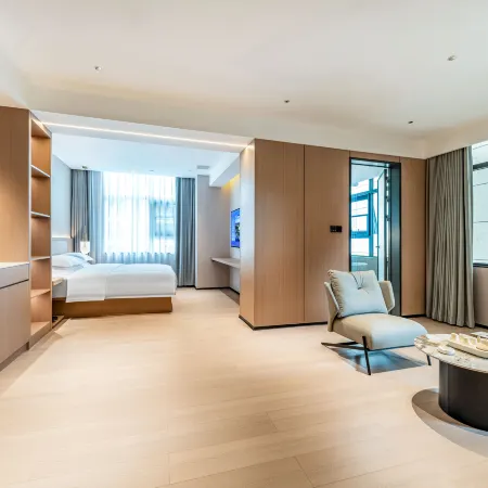 Honghua Hotel (Shiquan Ancient Street)