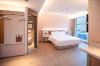 HanTing Hotel (Chengdu Longquanyi Wanda Plaza) Отели в г. Чэнду