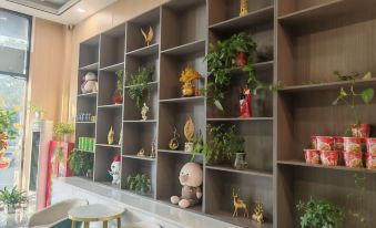 Junyi Chain Hotel (Binhai Yucai Senior High School)