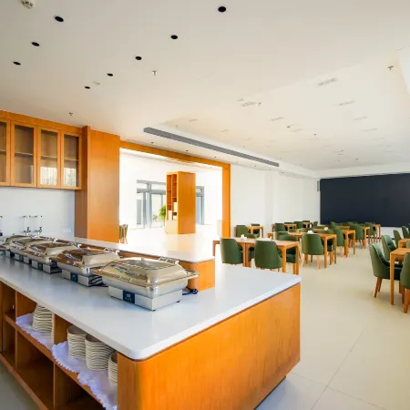 Wanzai Liyin Hotel