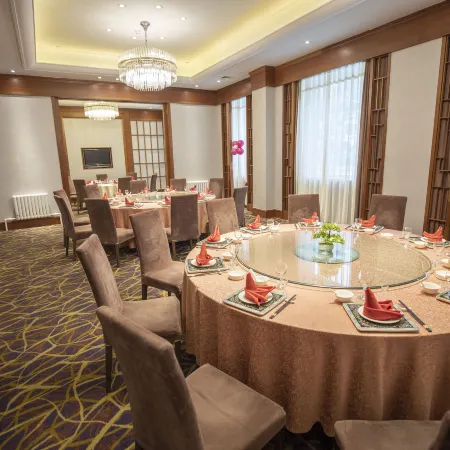 Mohe Peak Yuezhiyue Hotel