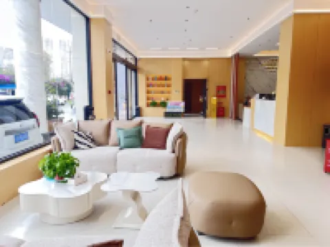 Luoping Hotel فنادق في لوى بينغ