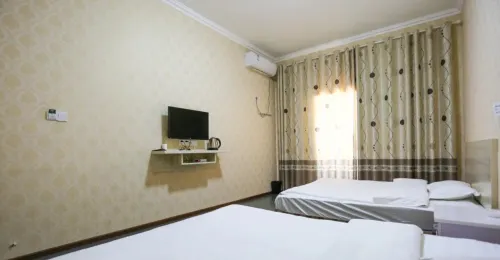 Jingzhou Meiyuan Hotel