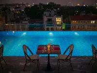 Le Jardin Hotel Haute Couture - Rooftop Pools