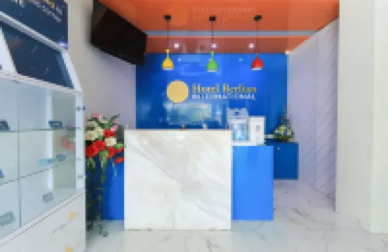 HOTEL BERLIAN INTERNATIONAL Hotel di Kecamatan Pabean Cantikan