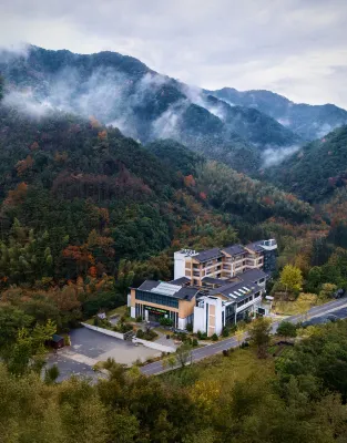 Jian Wu Xiang · Lai Man Holiday Guesthousel (South Anhui Sichuan-zang line ink Tingxi shop） - Balkon