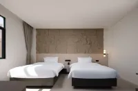 Qiyu Shihai Hotel