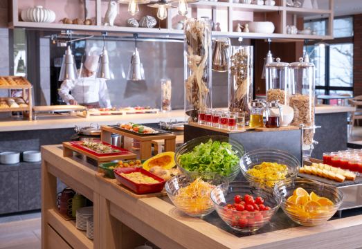 3. 미쓰이 가든 호..