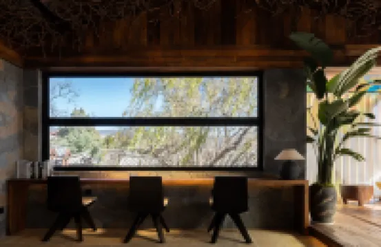 Pauline Yu long Snow Mountain View Resort Hotel